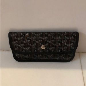 Authentic Goyard pouch